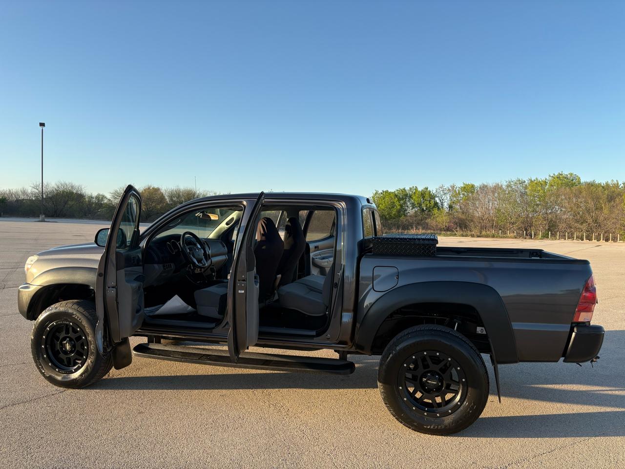 Toyota Tacoma 2WD Double Cab V6 AT PreRunner (Natl) 2013