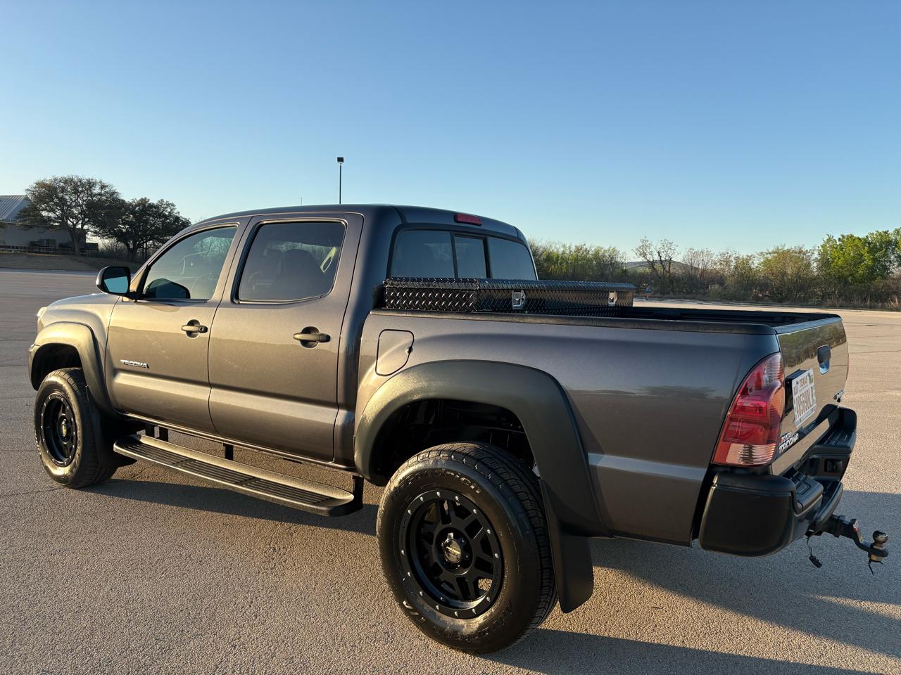 Toyota Tacoma 2WD Double Cab V6 AT PreRunner (Natl) 2013