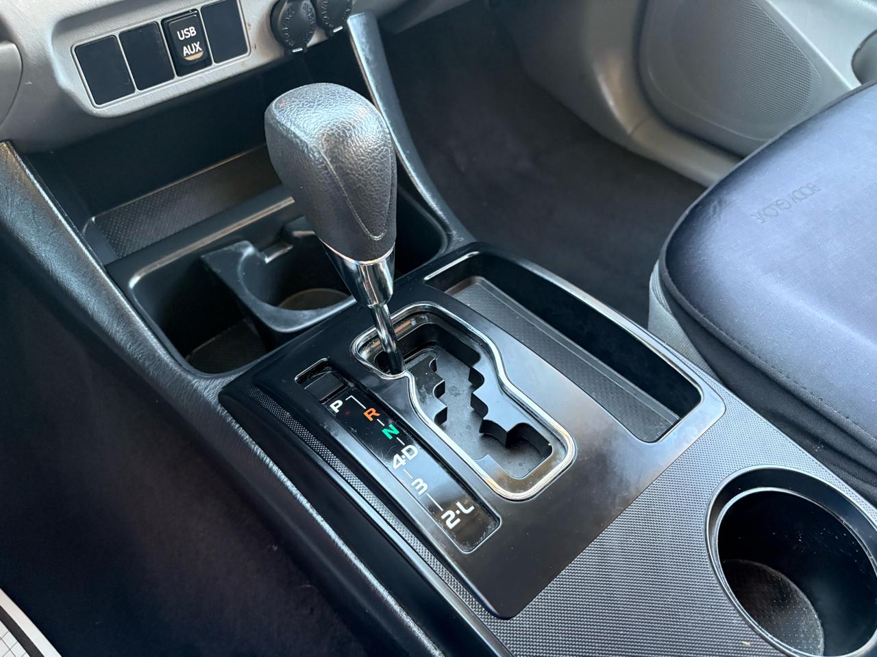 Toyota Tacoma 2WD Double Cab V6 AT PreRunner (Natl) 2013