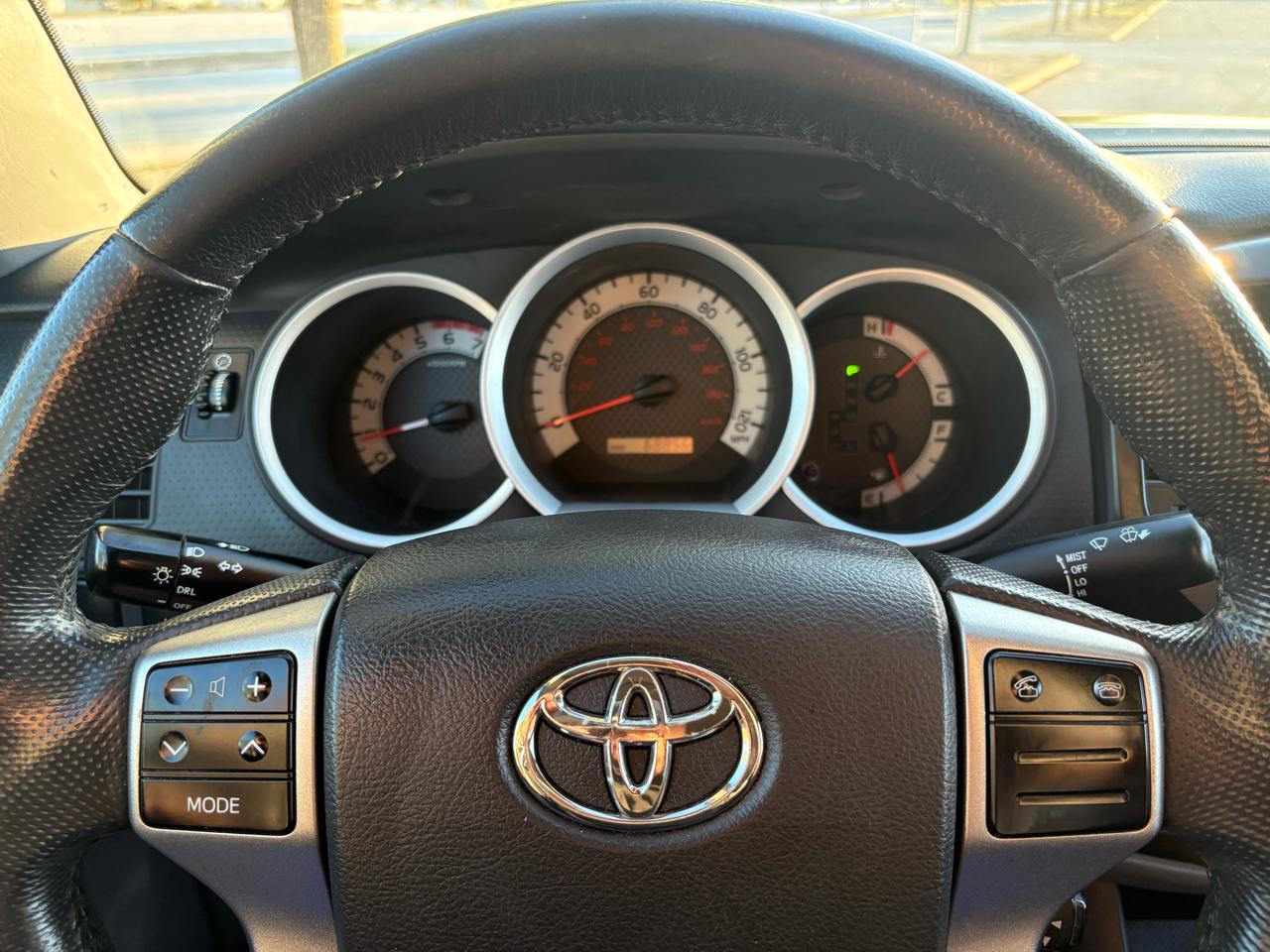 Toyota Tacoma 2WD Double Cab V6 AT PreRunner (Natl) 2013