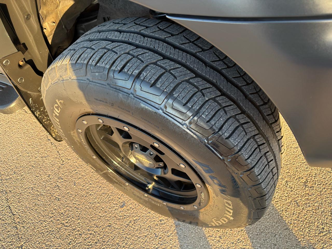 Toyota Tacoma 2WD Double Cab V6 AT PreRunner (Natl) 2013