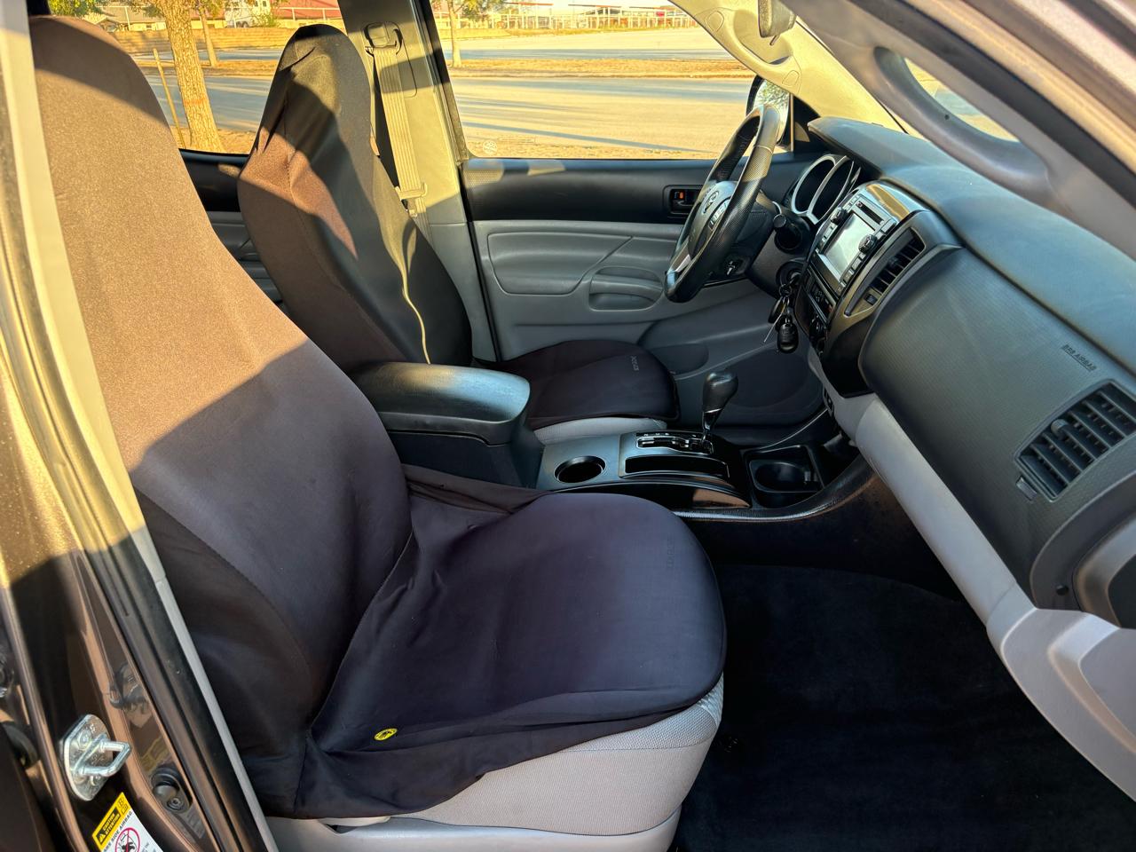 Toyota Tacoma 2WD Double Cab V6 AT PreRunner (Natl) 2013