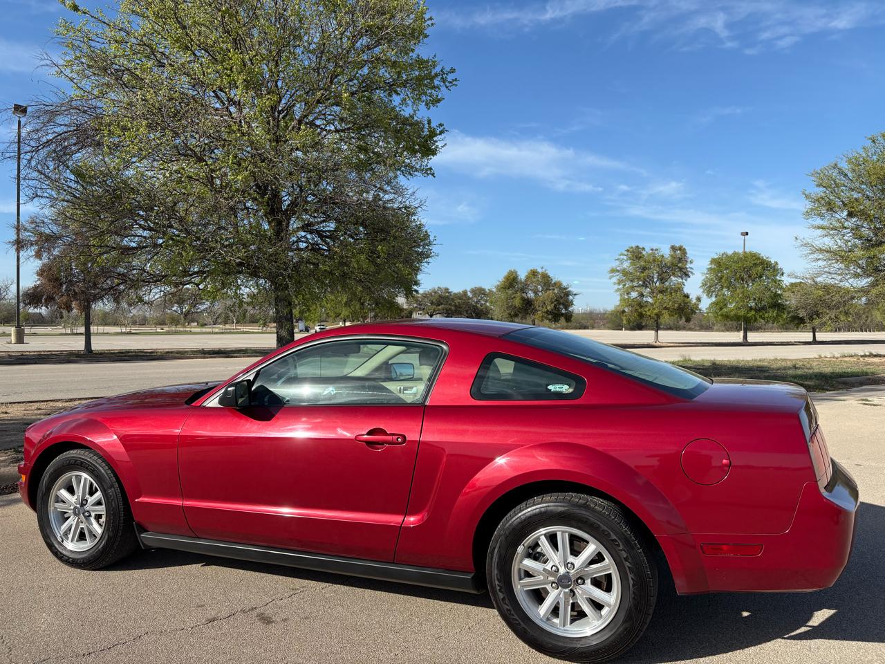 Ford Mustang 2dr Cpe Standard 2006
