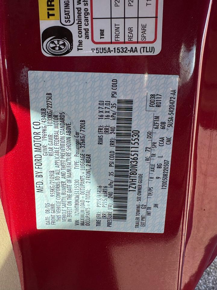 Ford Mustang 2dr Cpe Standard 2006