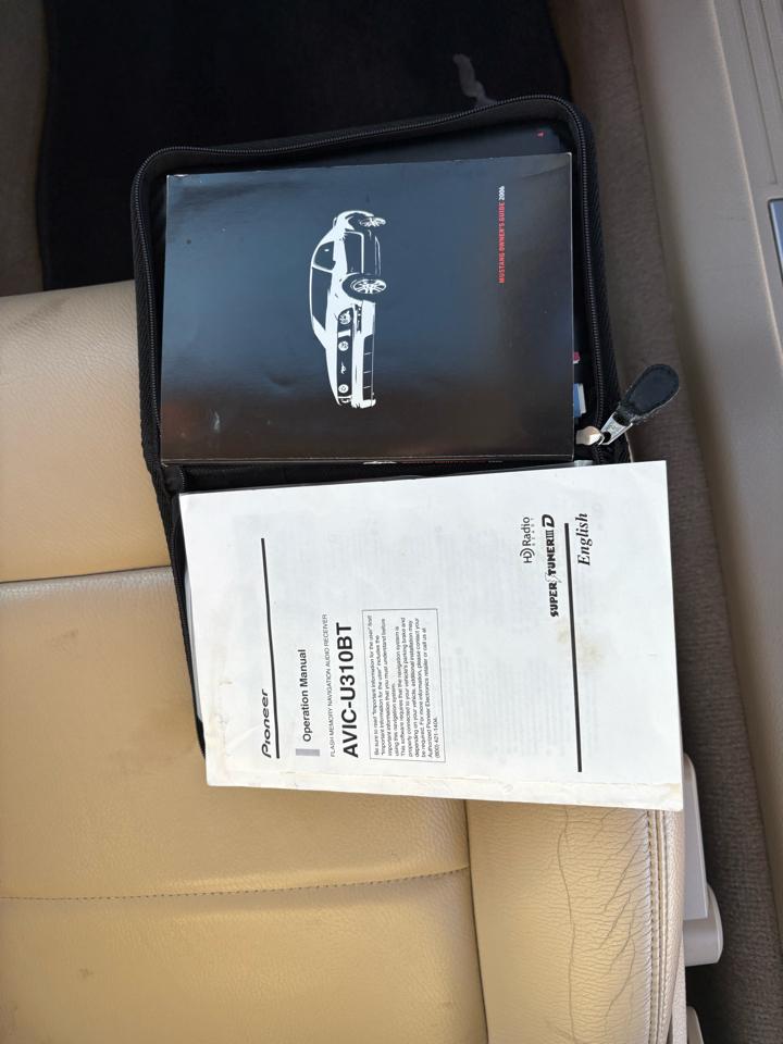 Ford Mustang 2dr Cpe Standard 2006