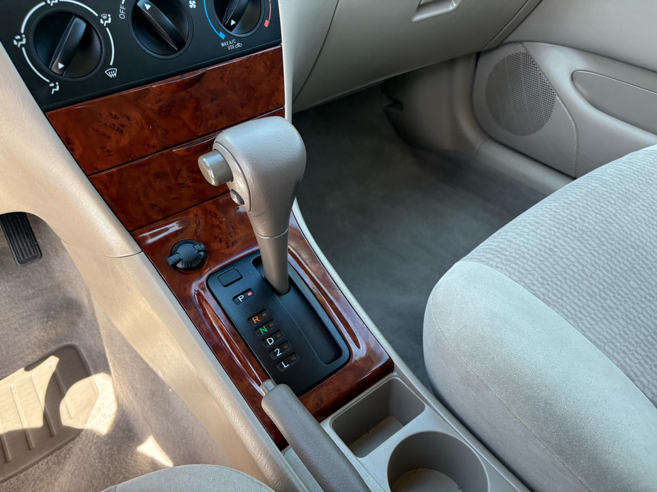 Toyota Corolla  2007