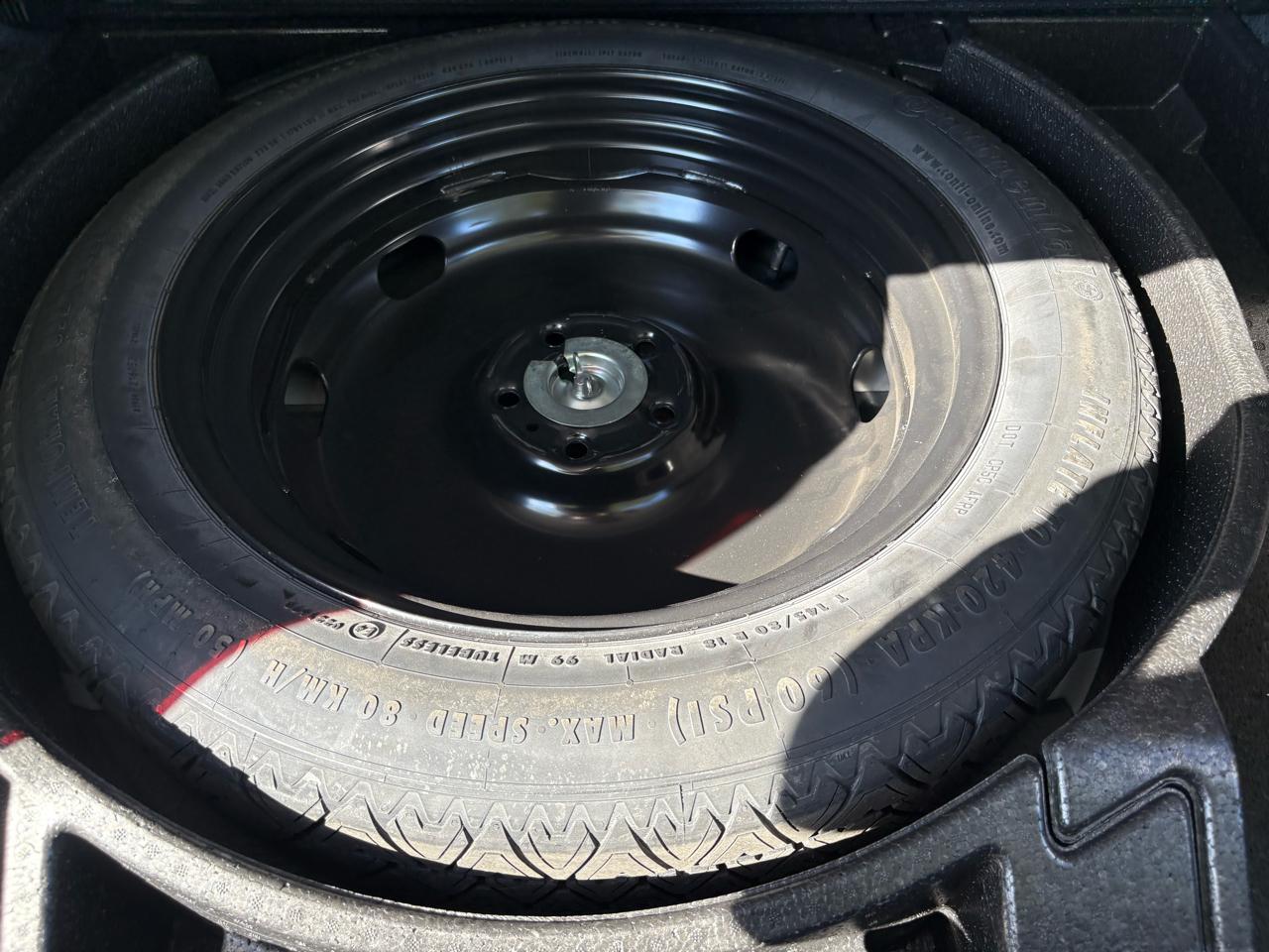 Volkswagen Tiguan  2013