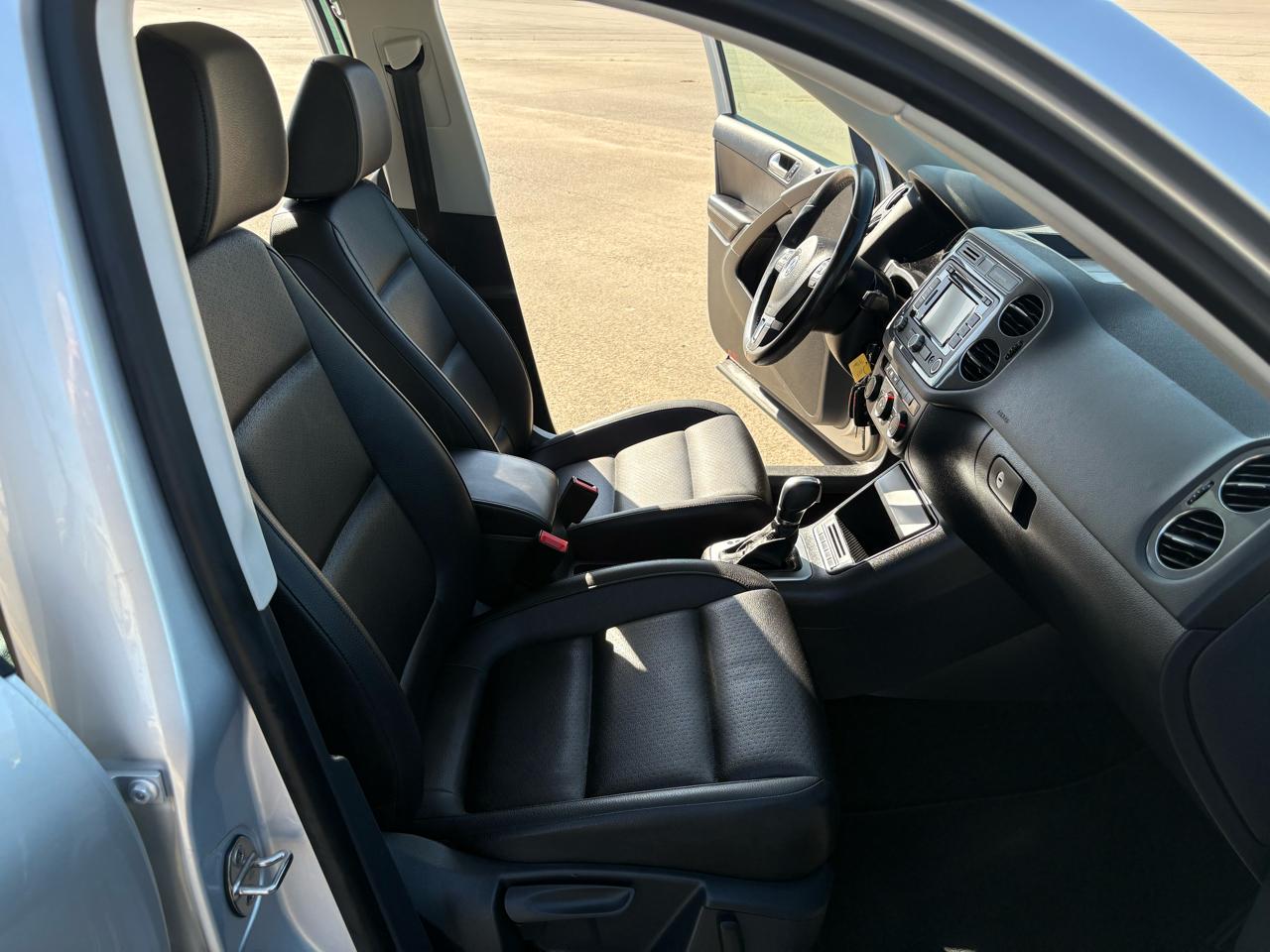 Volkswagen Tiguan  2013