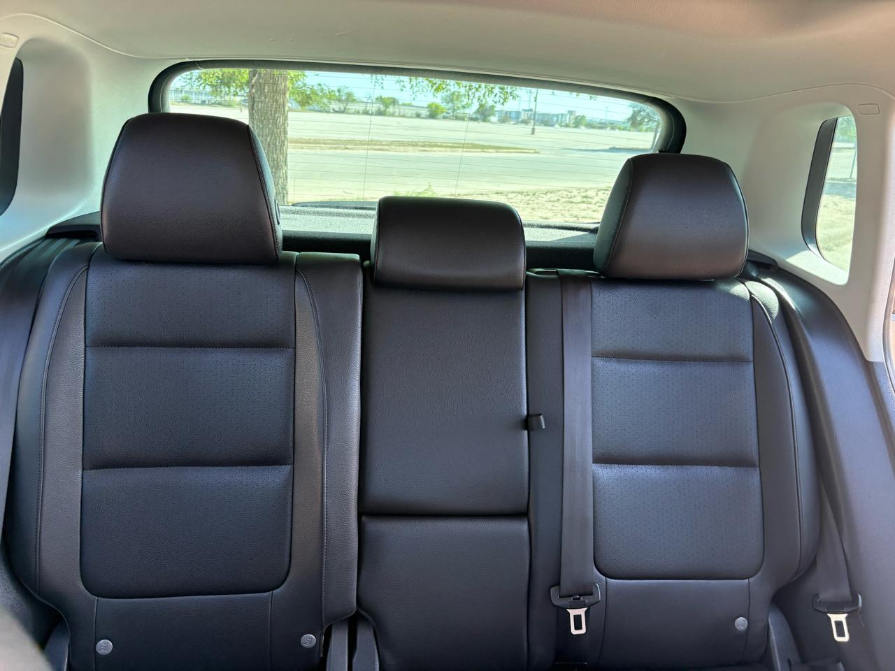 Volkswagen Tiguan  2013