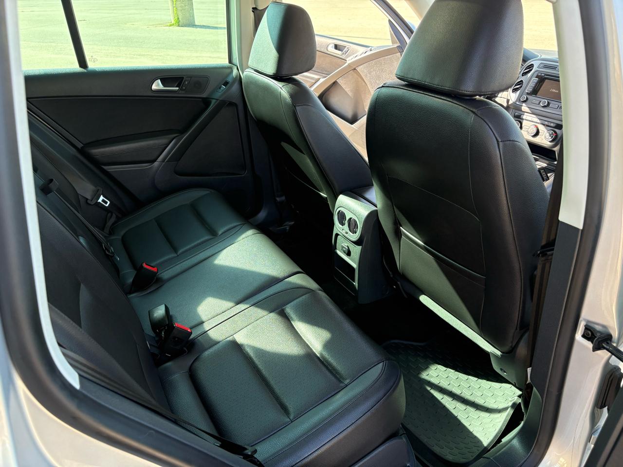 Volkswagen Tiguan  2013