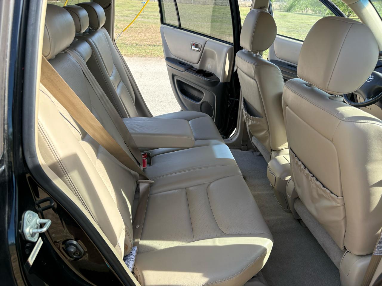 Toyota Highlander 4dr V6 4WD (Natl) 2003