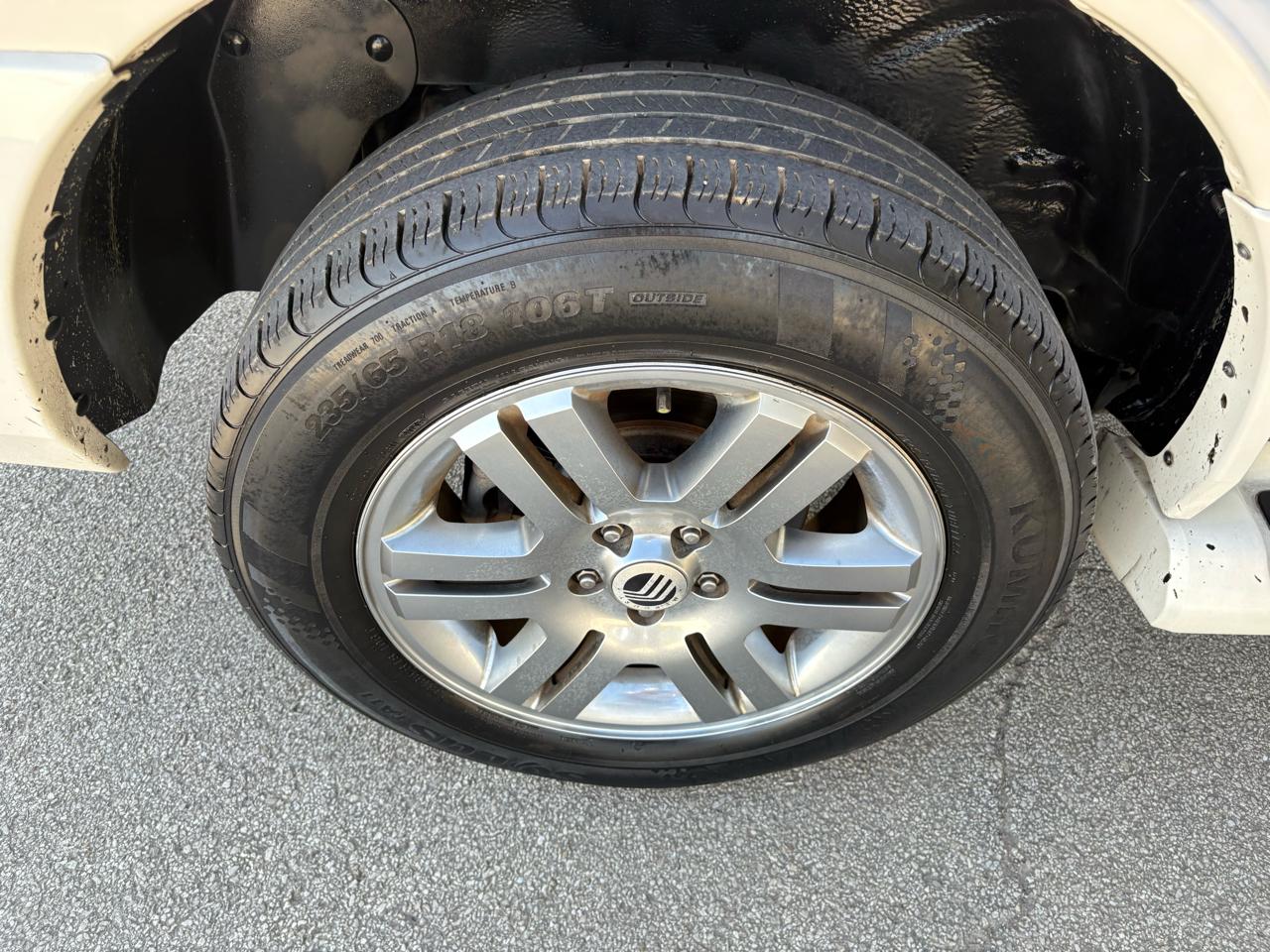 Mercury Mountaineer RWD 4dr V6 Premier 2009