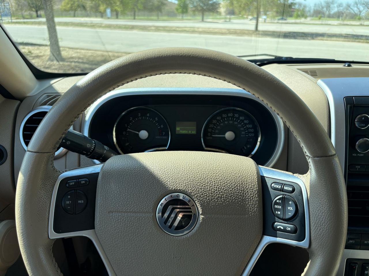 Mercury Mountaineer RWD 4dr V6 Premier 2009