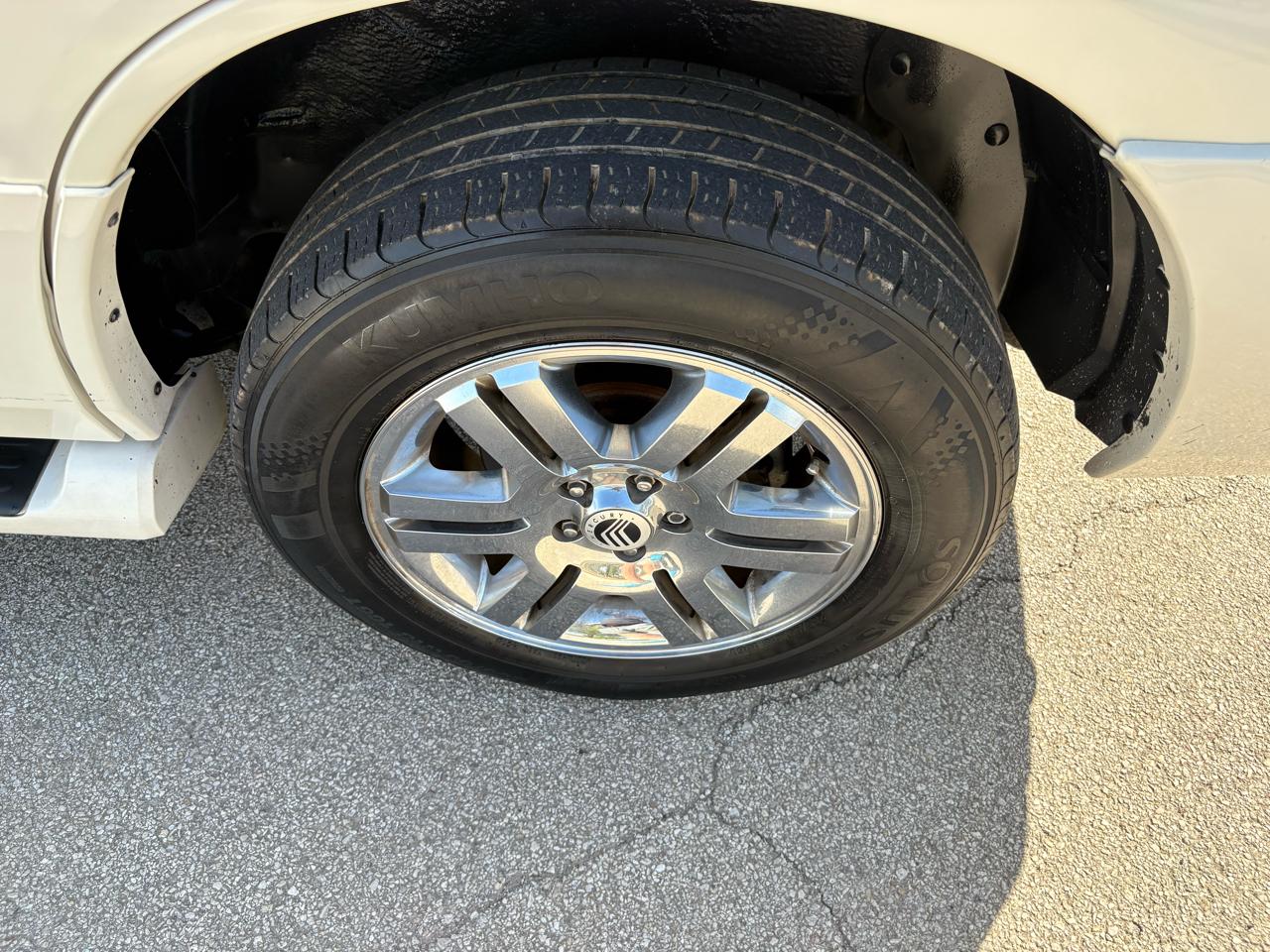 Mercury Mountaineer RWD 4dr V6 Premier 2009