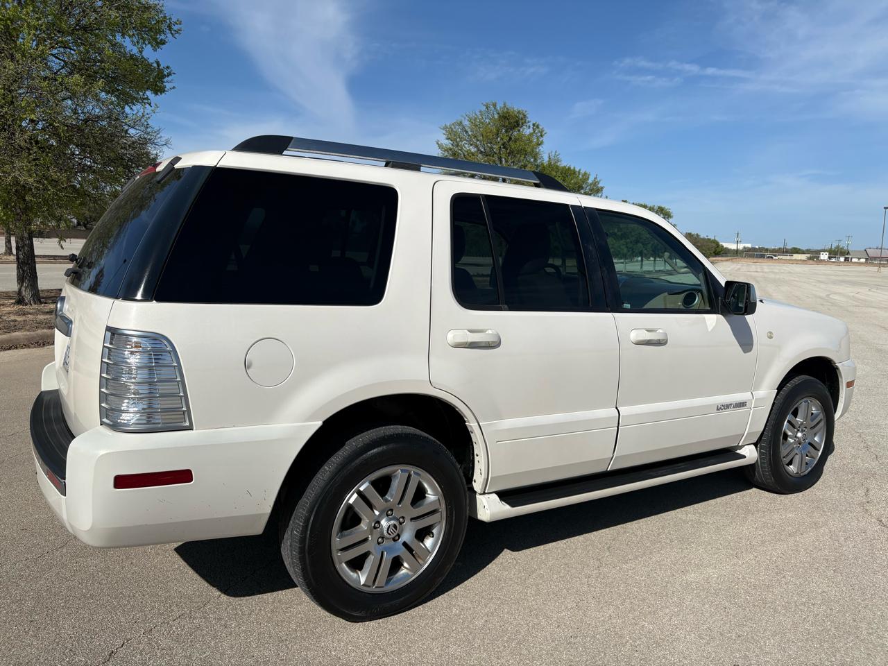 Mercury Mountaineer RWD 4dr V6 Premier 2009
