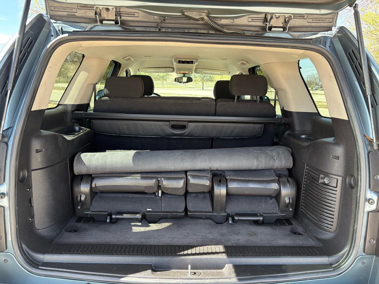 Chevrolet Tahoe  2010