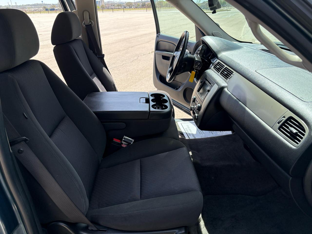 Chevrolet Tahoe  2010