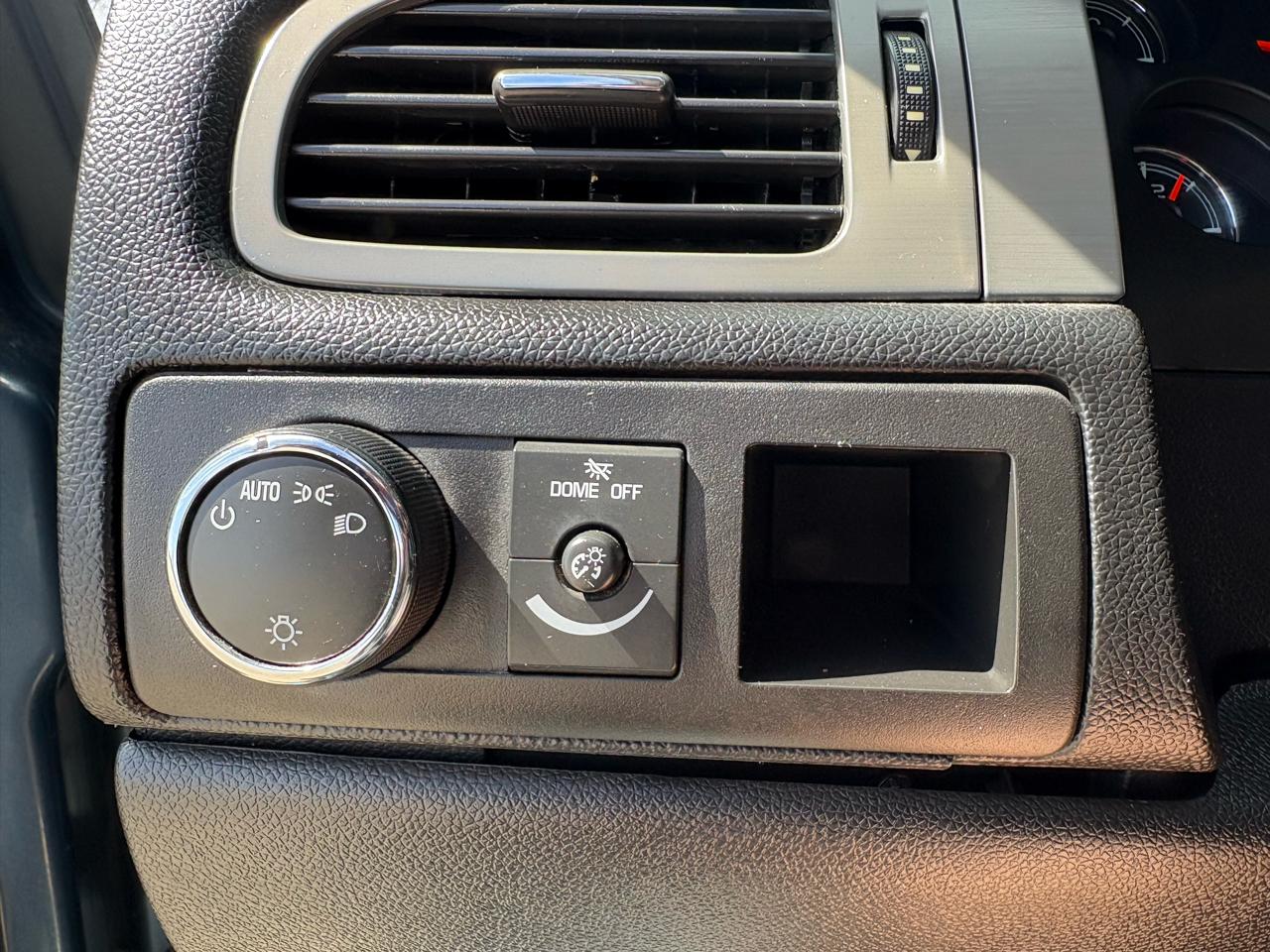 Chevrolet Tahoe  2010