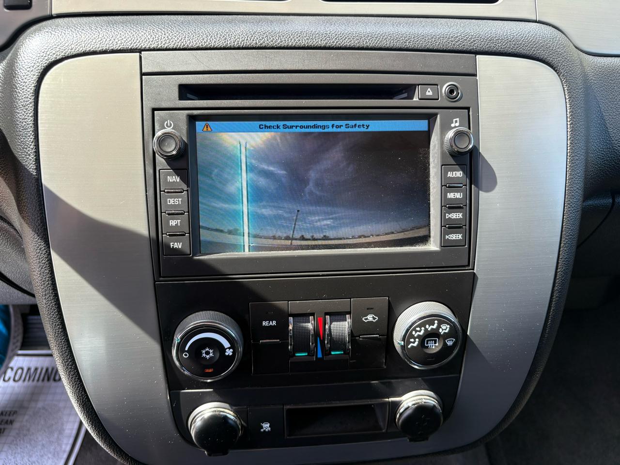 Chevrolet Tahoe  2010