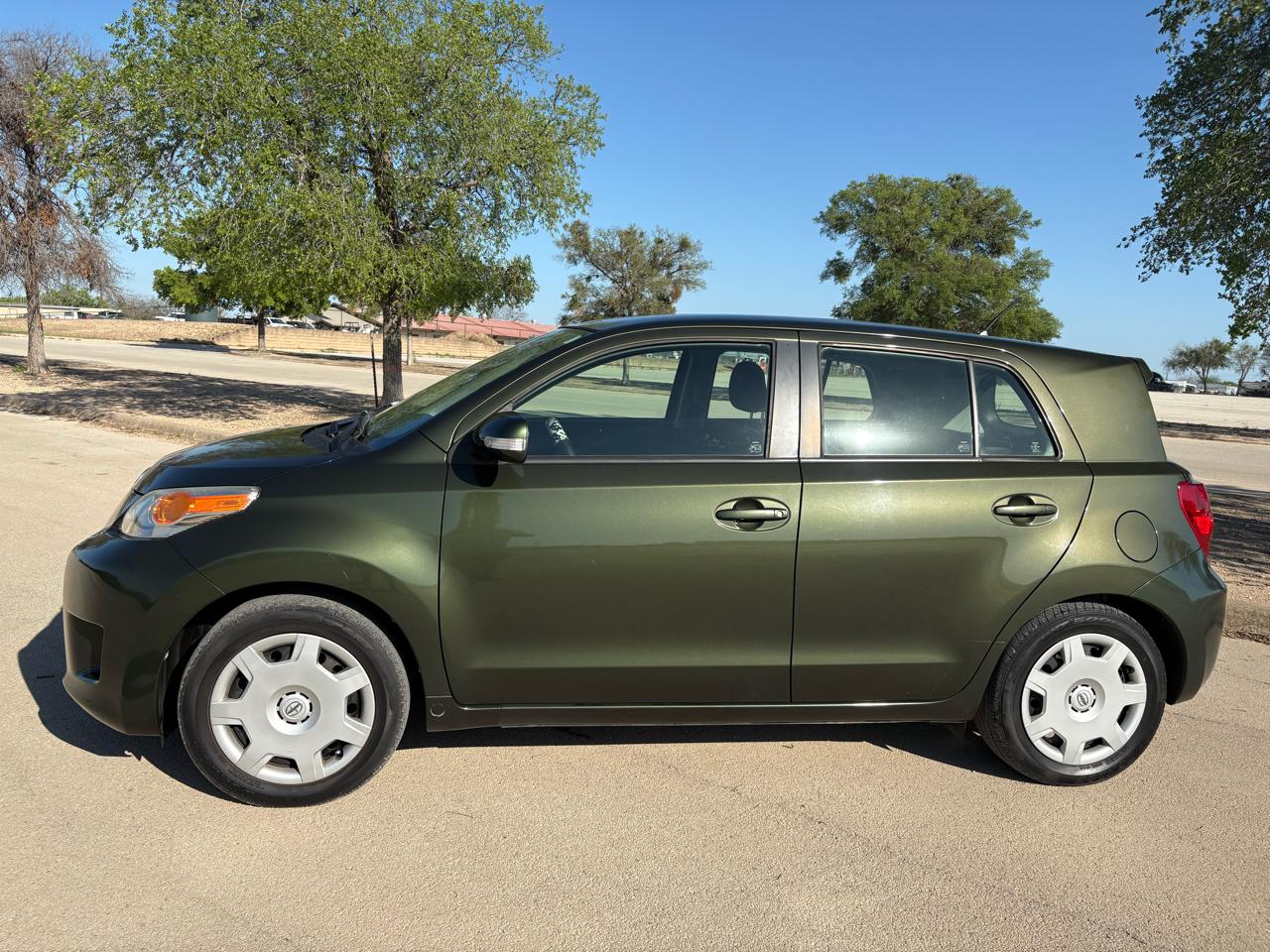 Scion xD  2012
