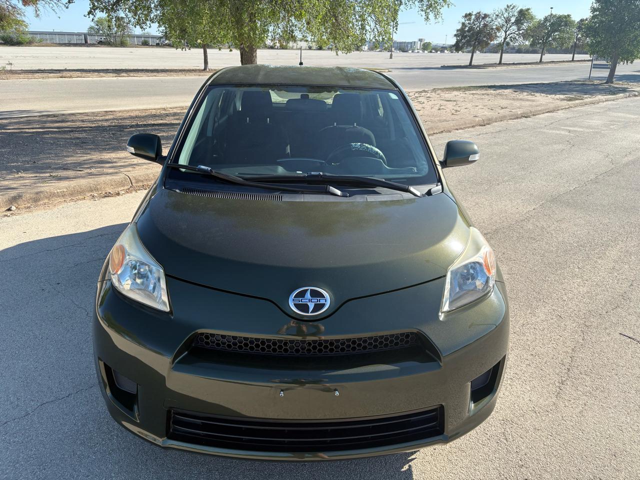 Scion xD  2012