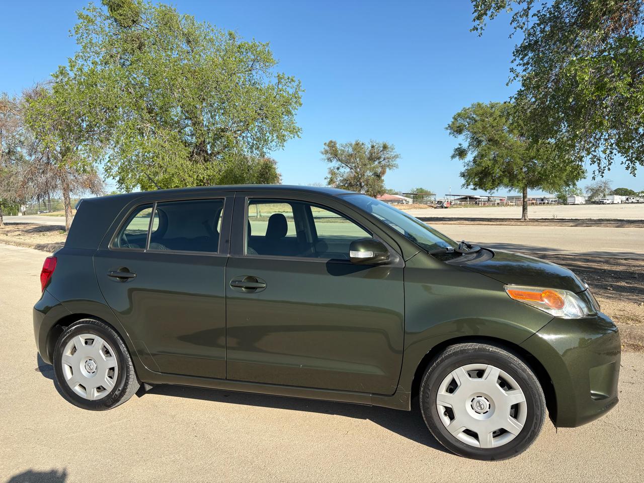 Scion xD  2012
