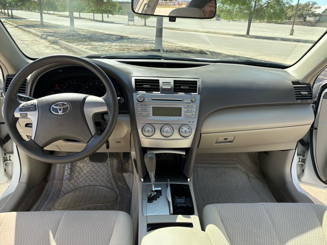 Toyota Camry  2010