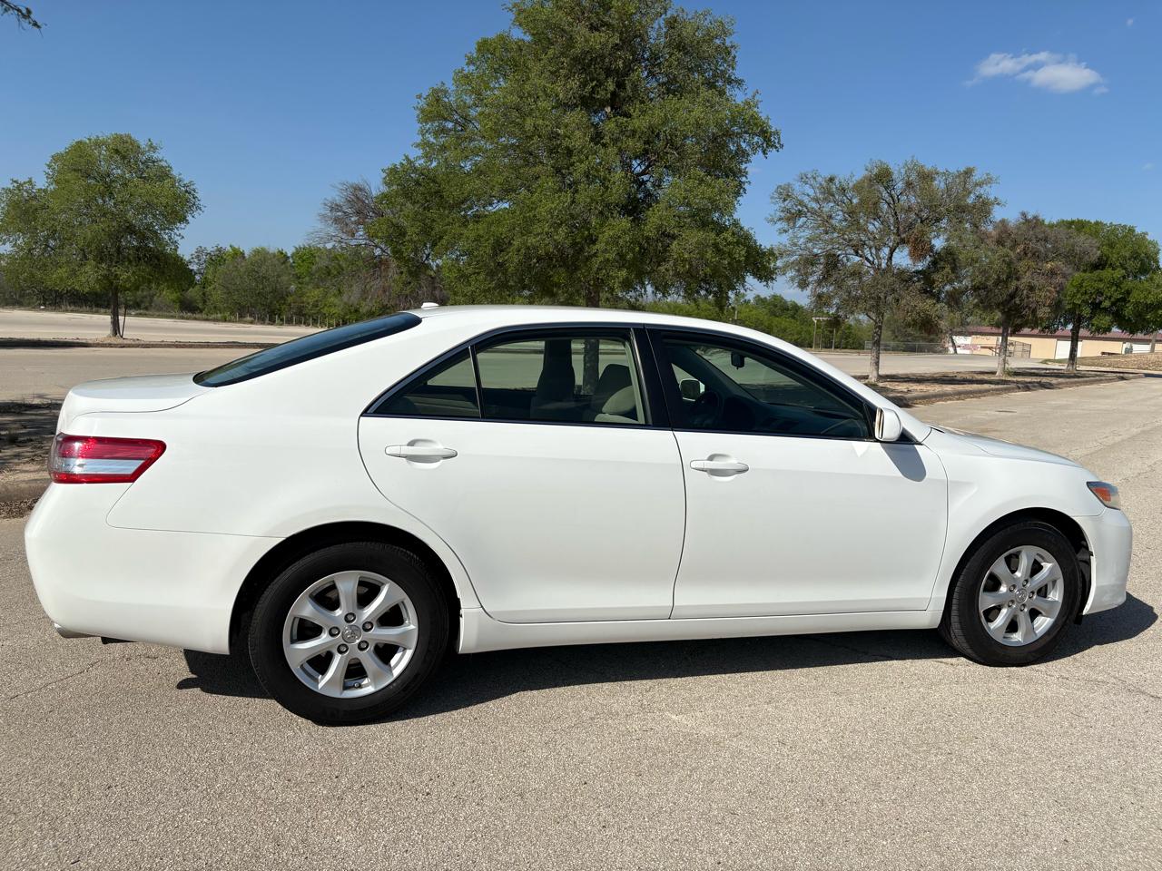 Toyota Camry  2010