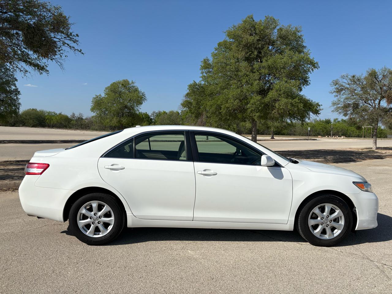 Toyota Camry  2010