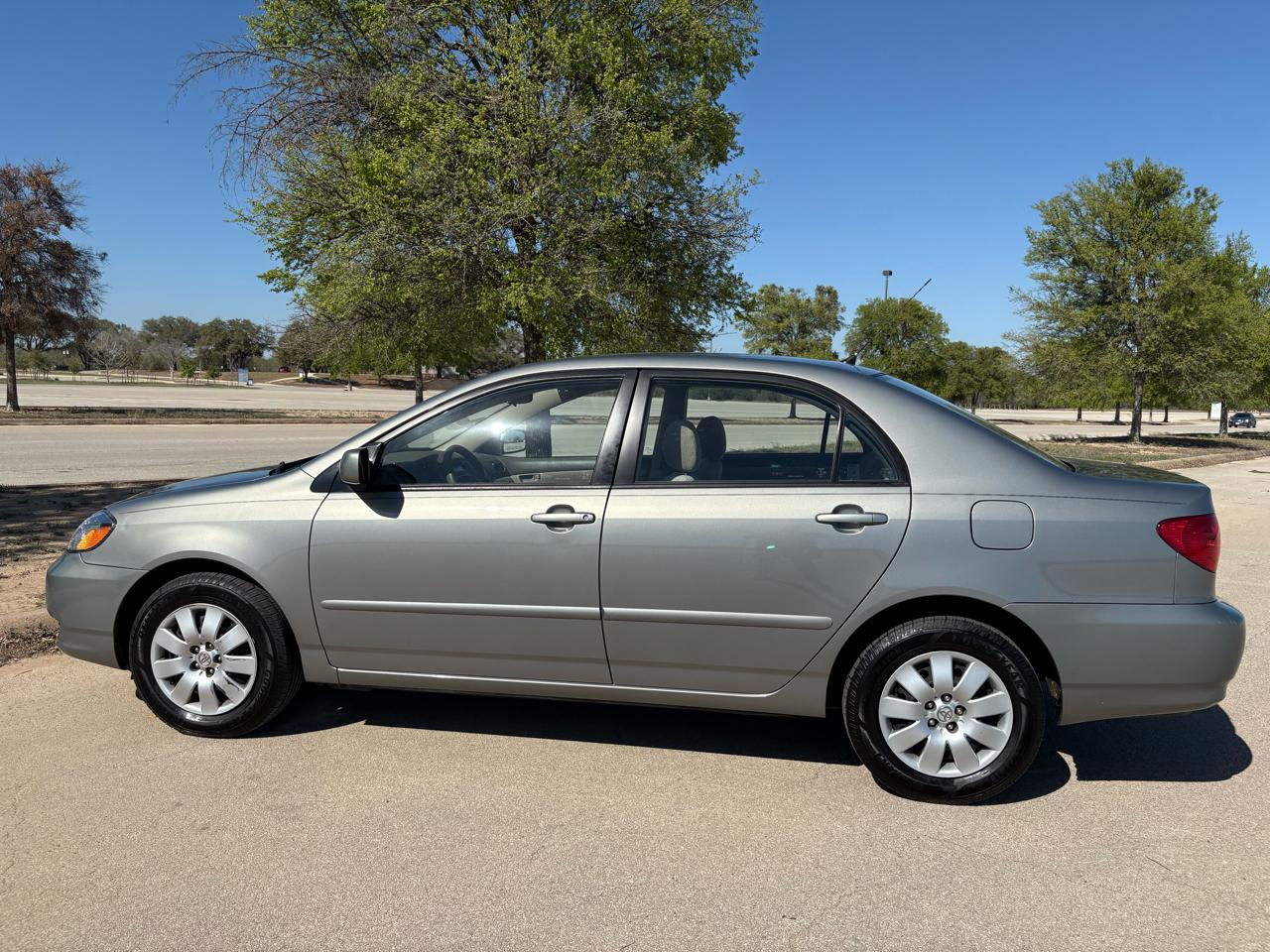 Toyota Corolla  2003