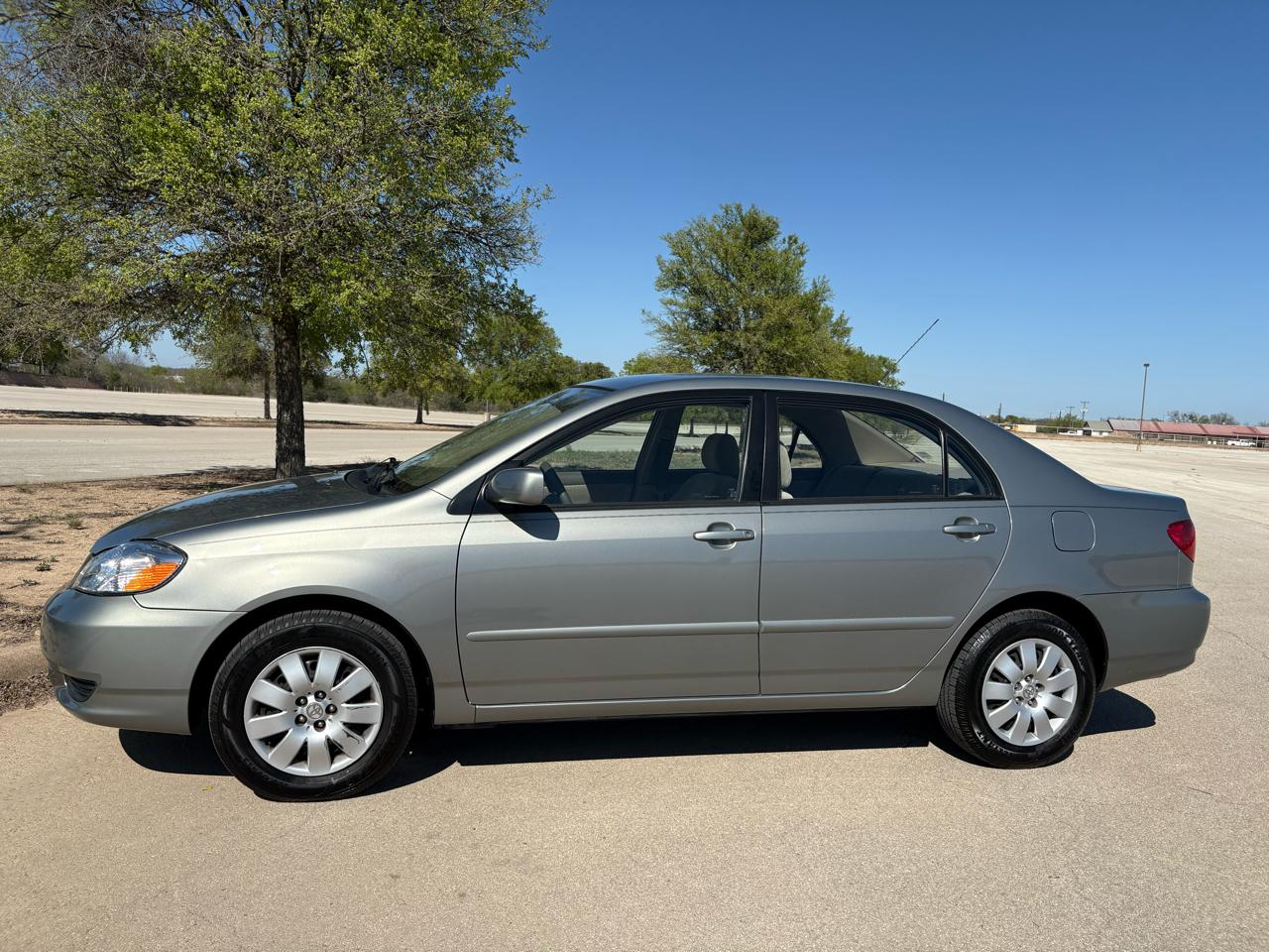 Toyota Corolla  2003