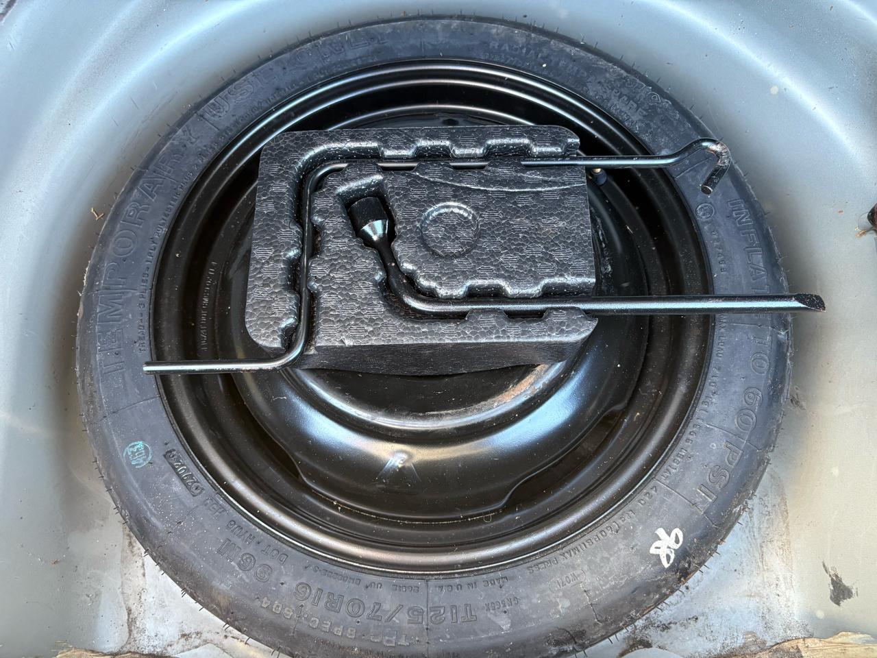 Toyota Corolla  2003