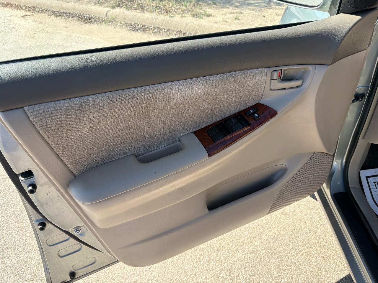 Toyota Corolla  2003