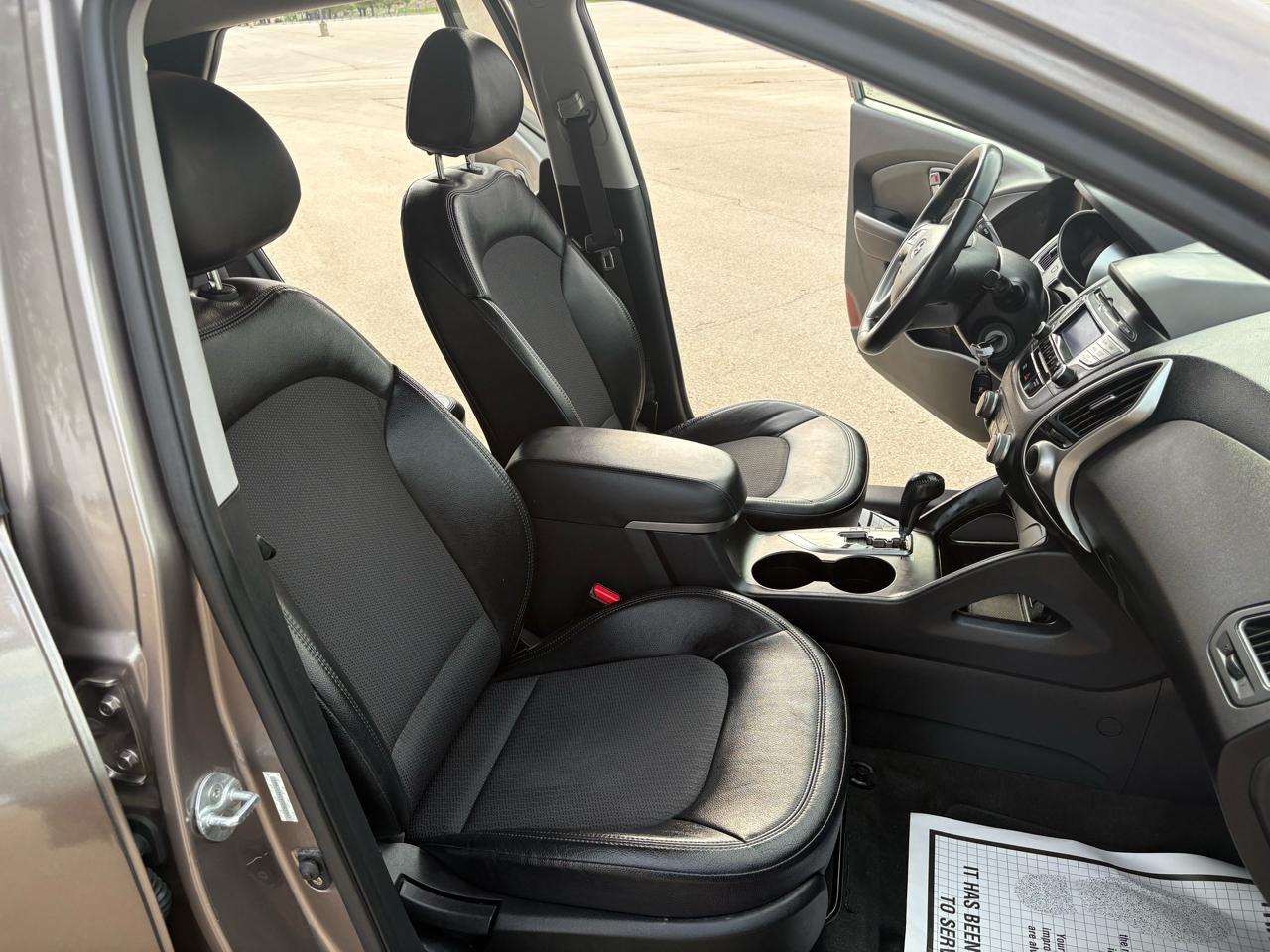 Hyundai Tucson  2012