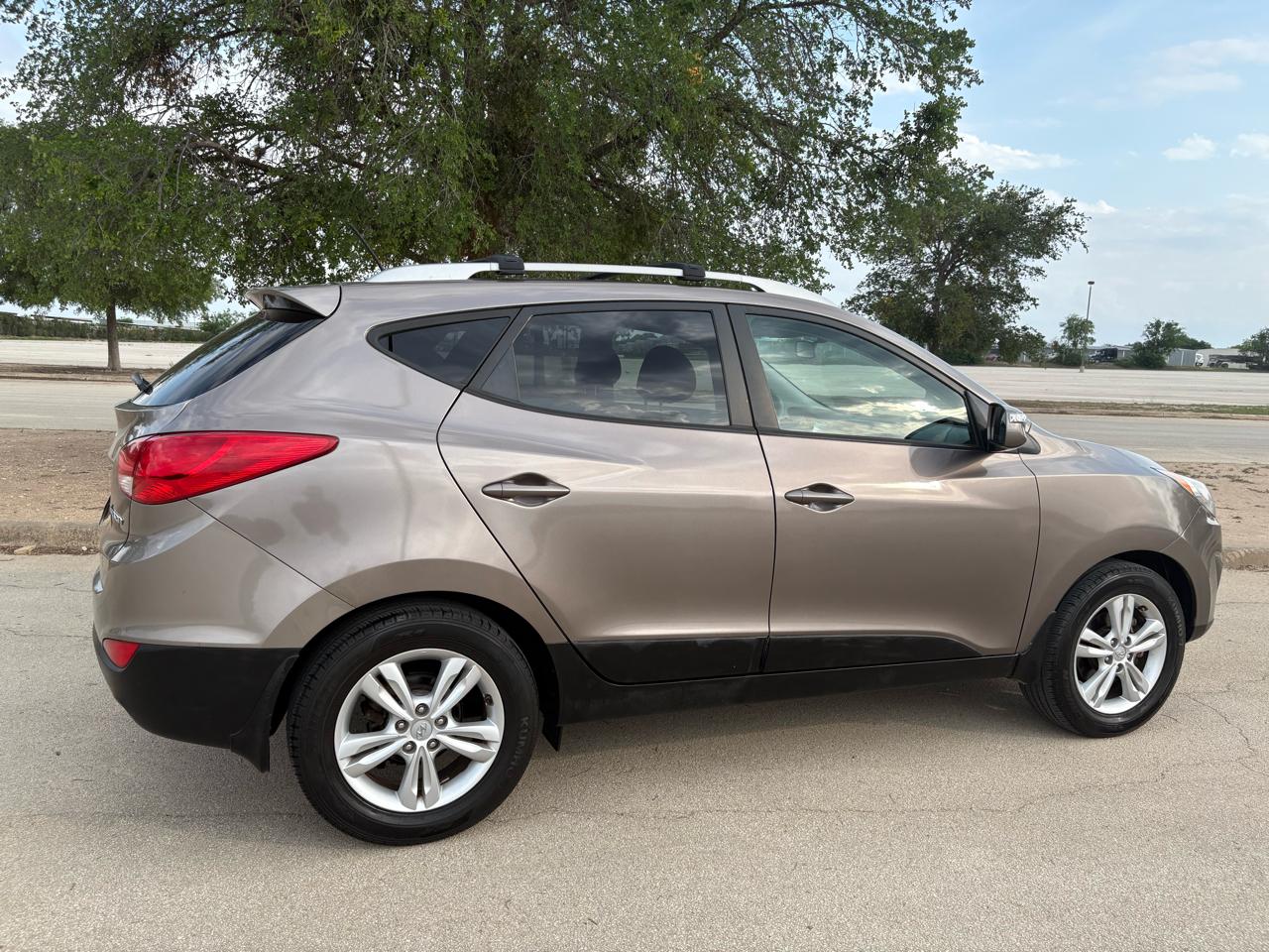 Hyundai Tucson  2012