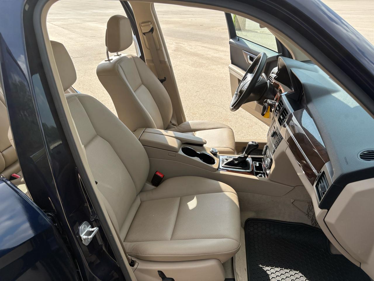 Mercedes-Benz GLK-Class  2012