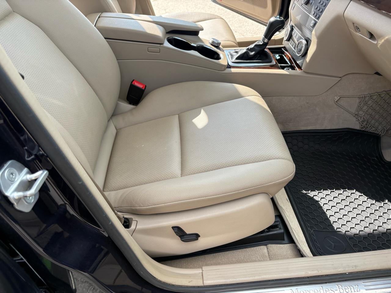 Mercedes-Benz GLK-Class  2012