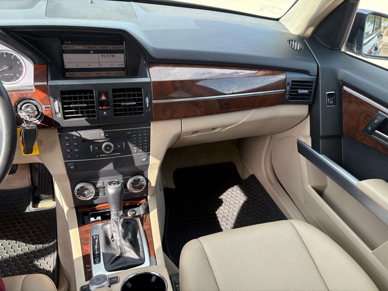 Mercedes-Benz GLK-Class  2012