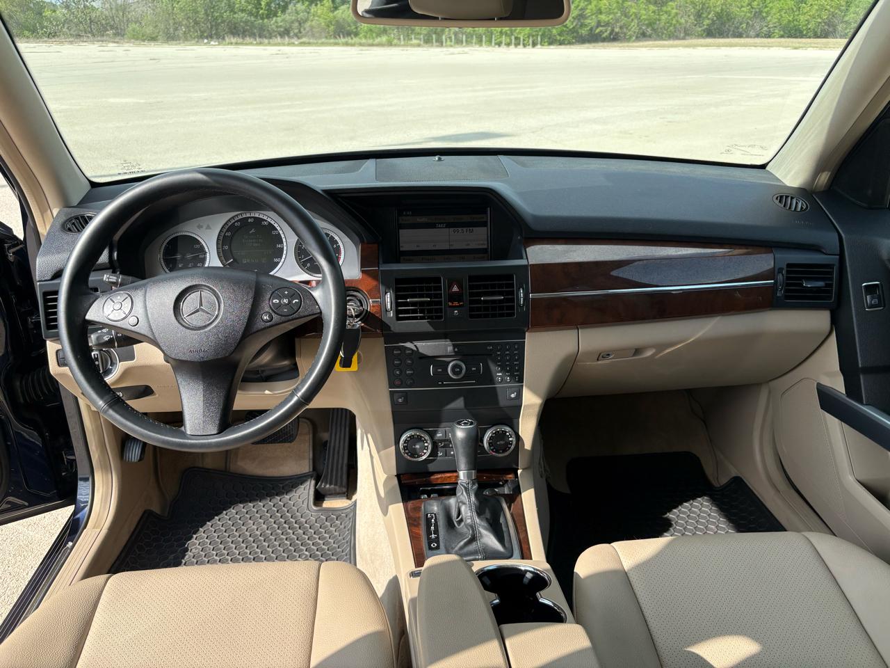 Mercedes-Benz GLK-Class  2012