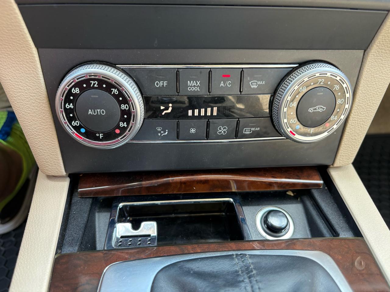 Mercedes-Benz GLK-Class  2012