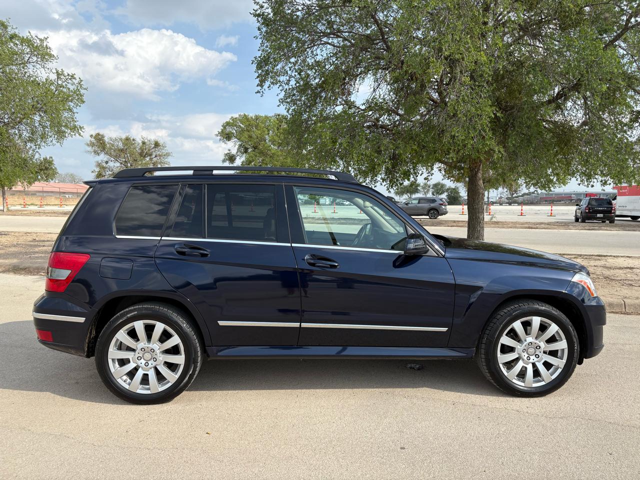 Mercedes-Benz GLK-Class  2012