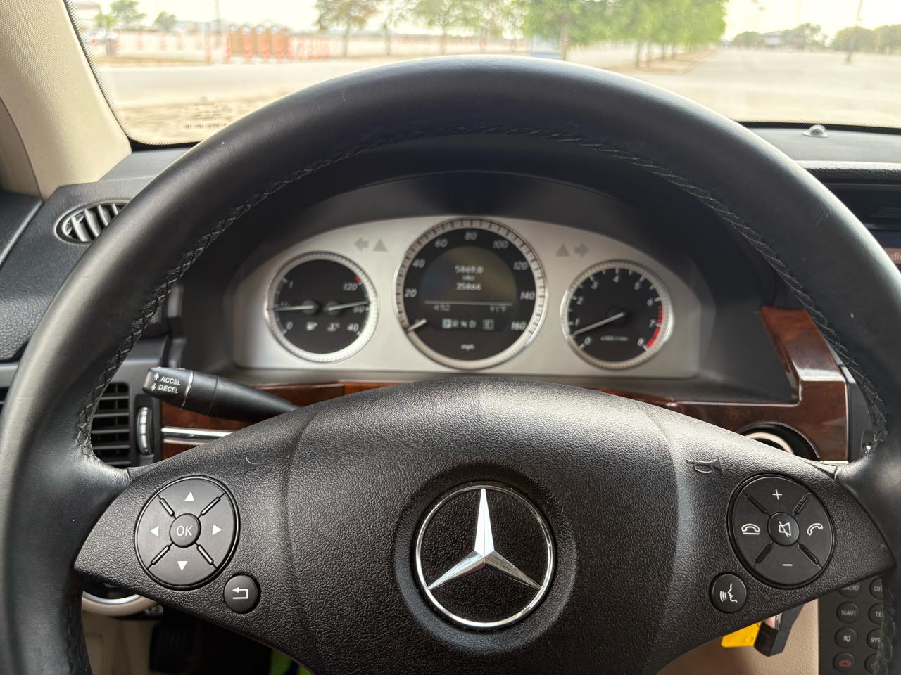 Mercedes-Benz GLK-Class  2012