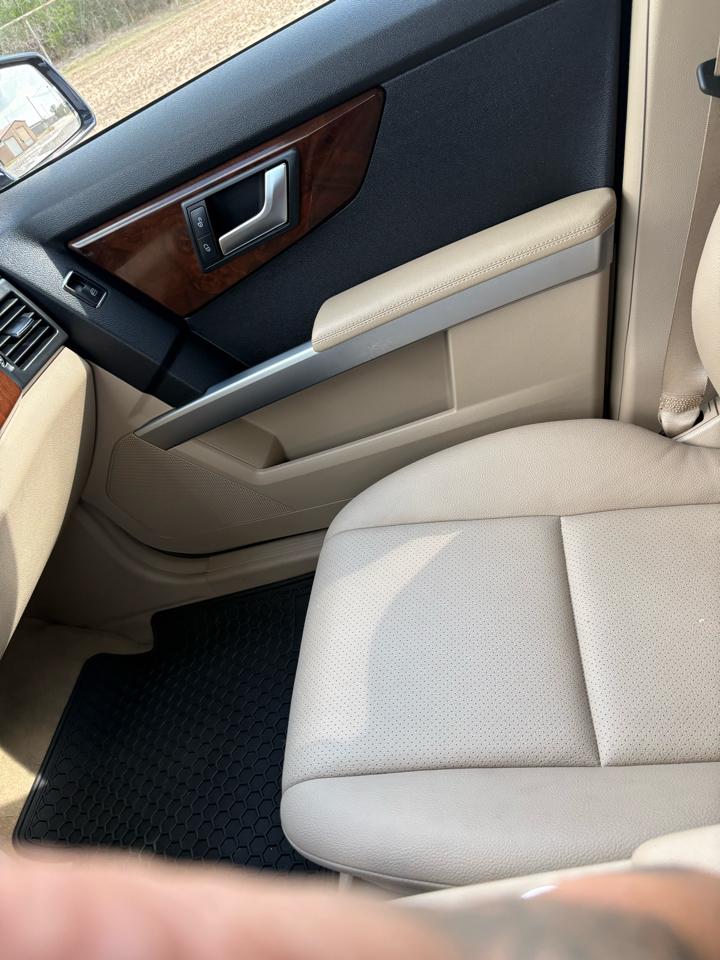 Mercedes-Benz GLK-Class  2012