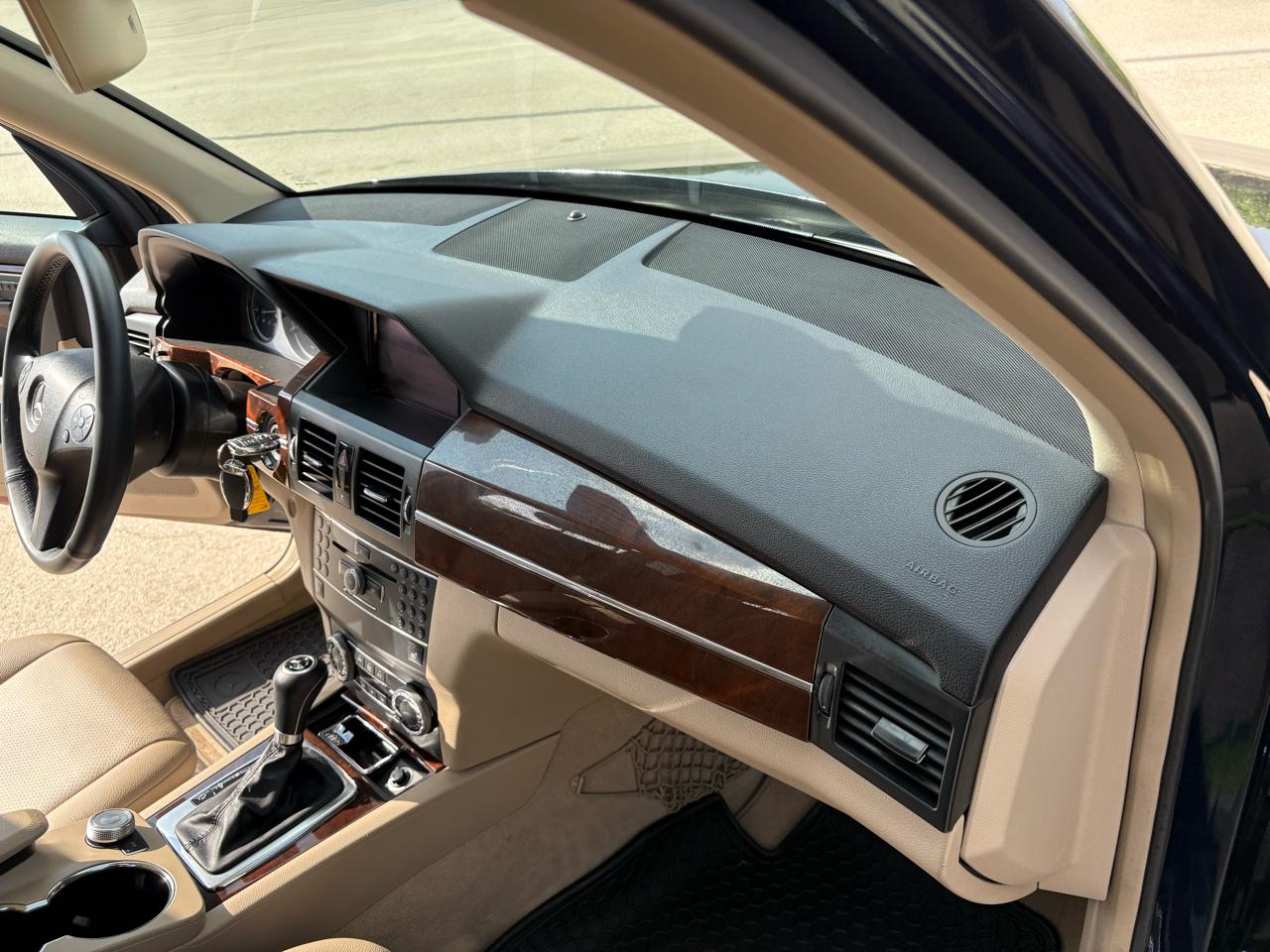 Mercedes-Benz GLK-Class  2012