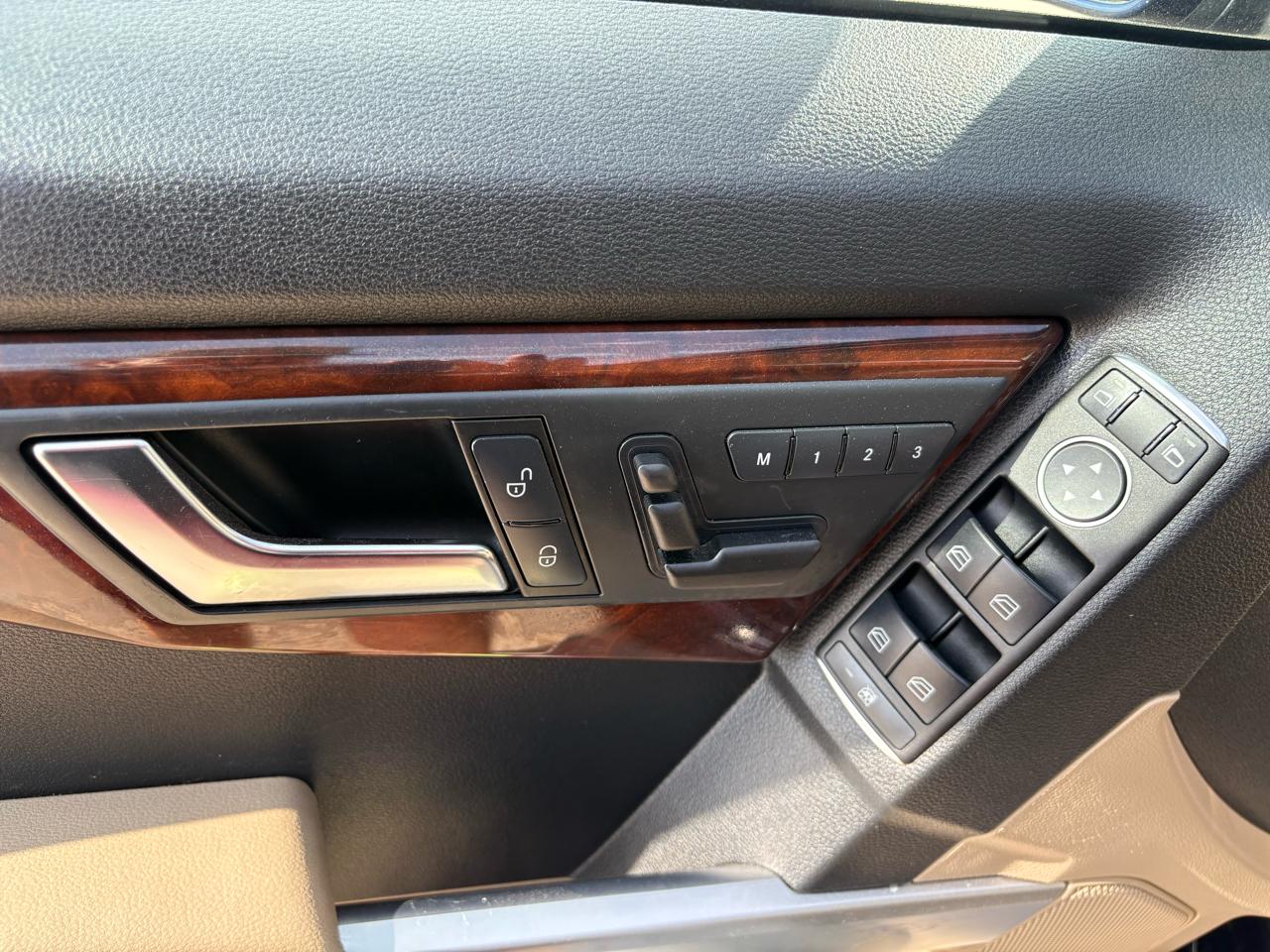 Mercedes-Benz GLK-Class  2012