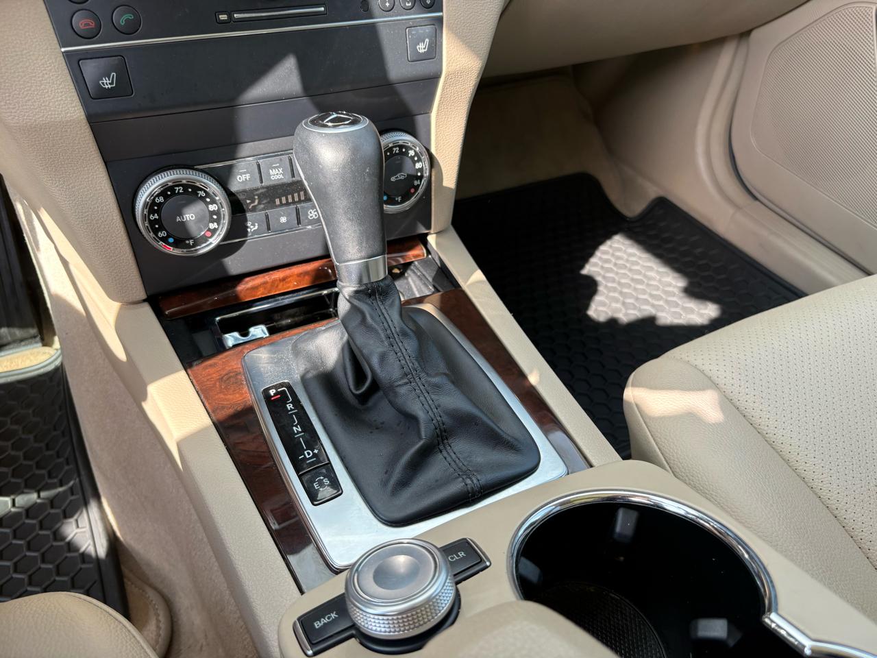 Mercedes-Benz GLK-Class  2012