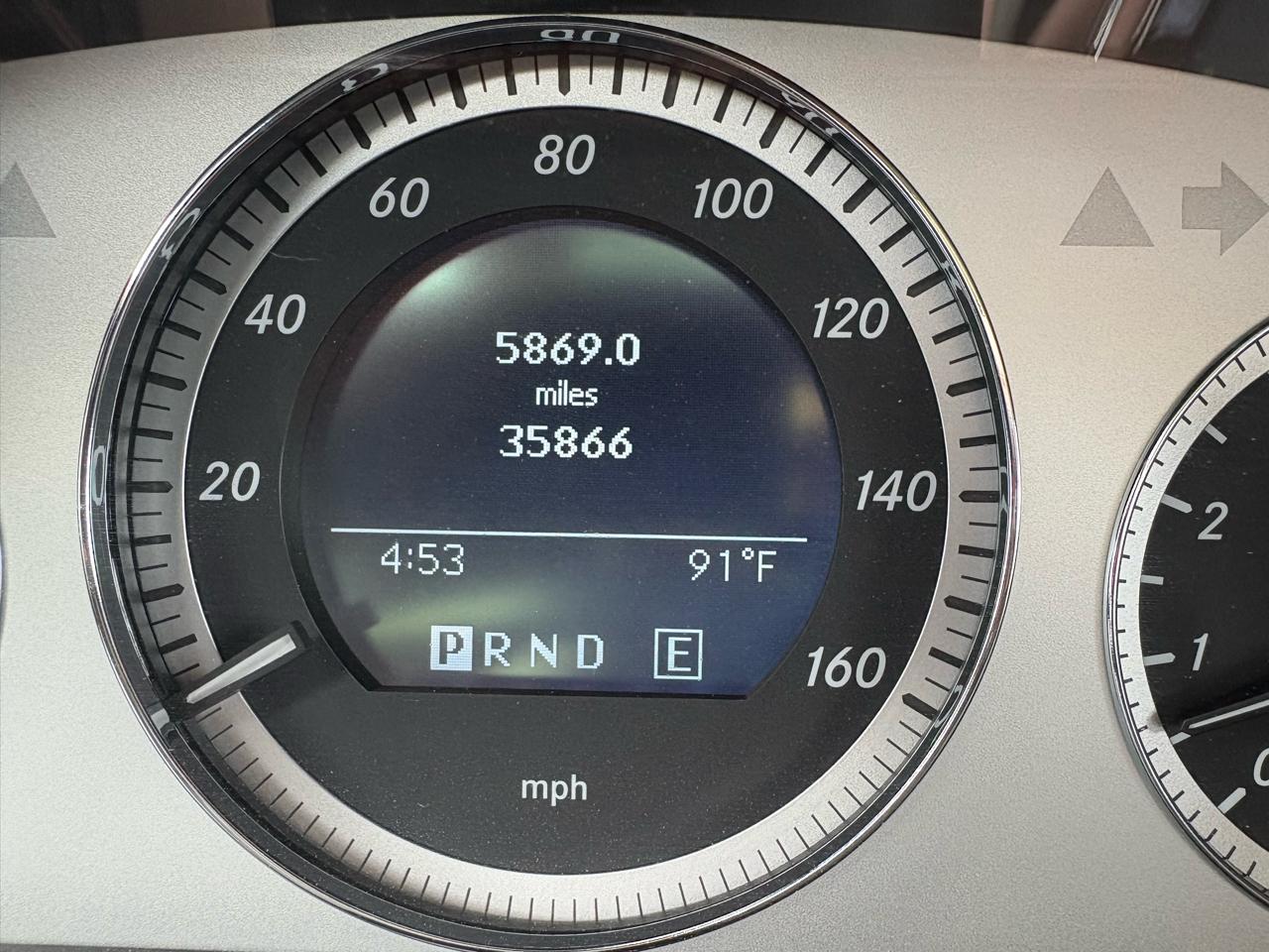 Mercedes-Benz GLK-Class  2012