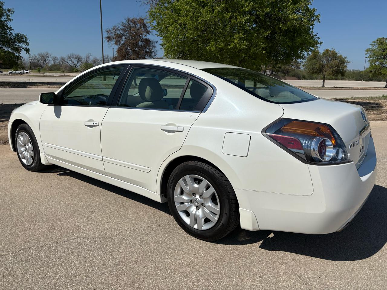 Nissan Altima  2009