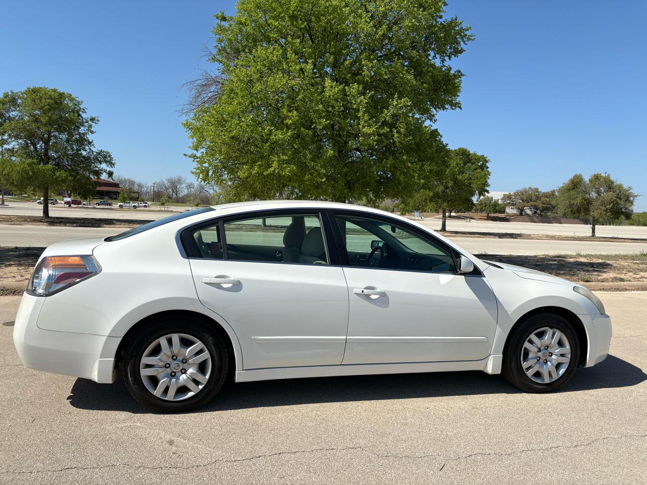 Nissan Altima  2009