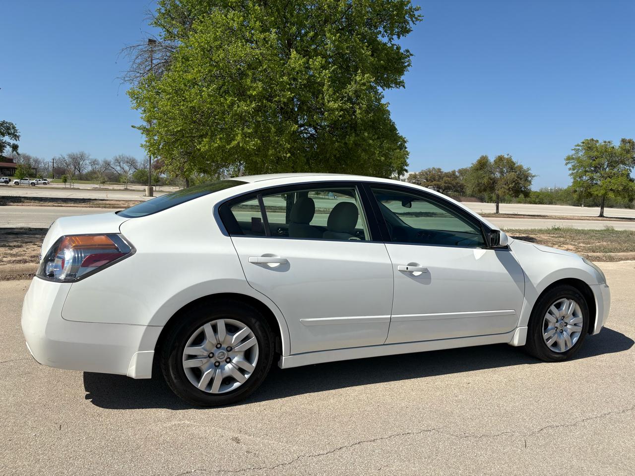 Nissan Altima  2009